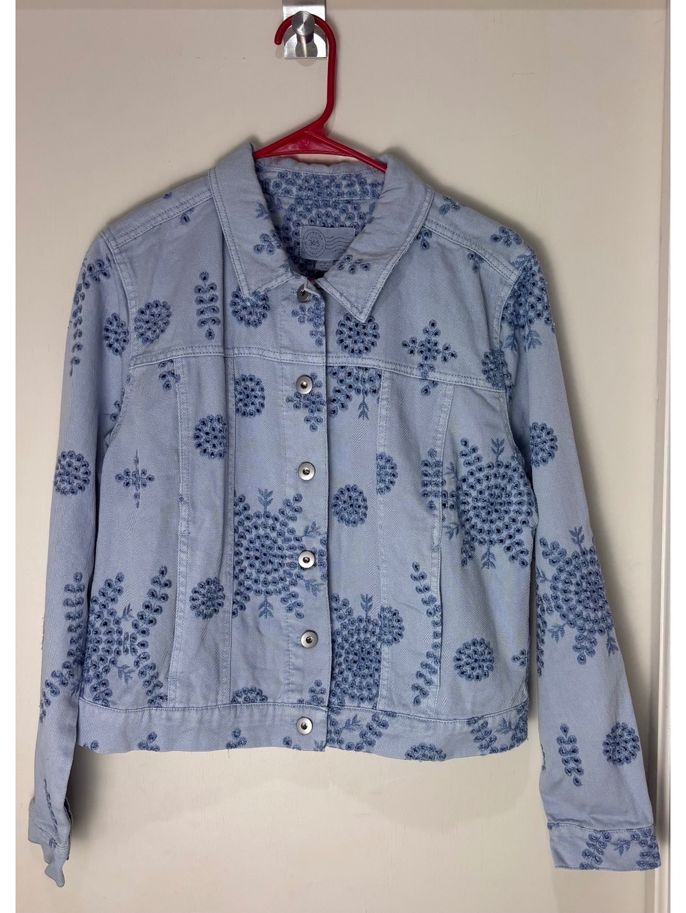 Destination 365 Women’s S Eyelet Embroidered Denim Jacket Light Wash NWT